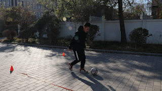 篮球控球快慢规则是什么_篮球速度快打什么位置_篮球快攻打法和要点