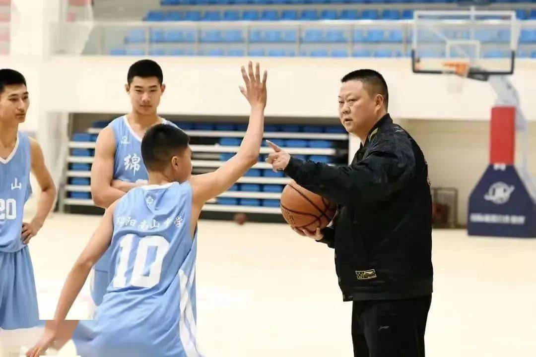 南阳市中学生篮球比赛_南阳市高中生篮球比赛冠军_南阳篮球学校