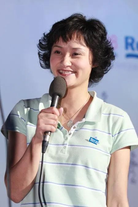游泳冠军跳板是谁_游泳跳板视频_游泳跳板冠军是谁啊