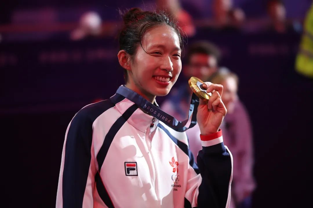 奥运冠军击剑重剑个人项目介绍_击剑重剑项目个人奥运冠军_奥运击剑重剑比赛规则
